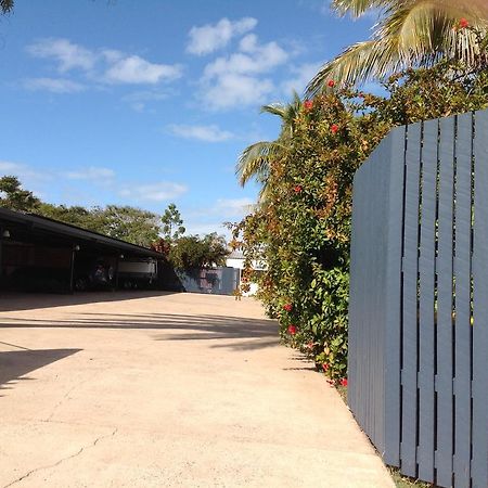 Emu Park Motel Dış mekan fotoğraf