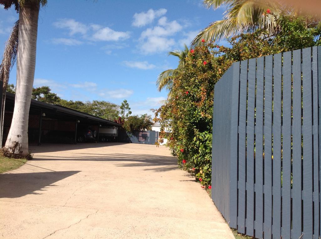 Emu Park Motel Dış mekan fotoğraf