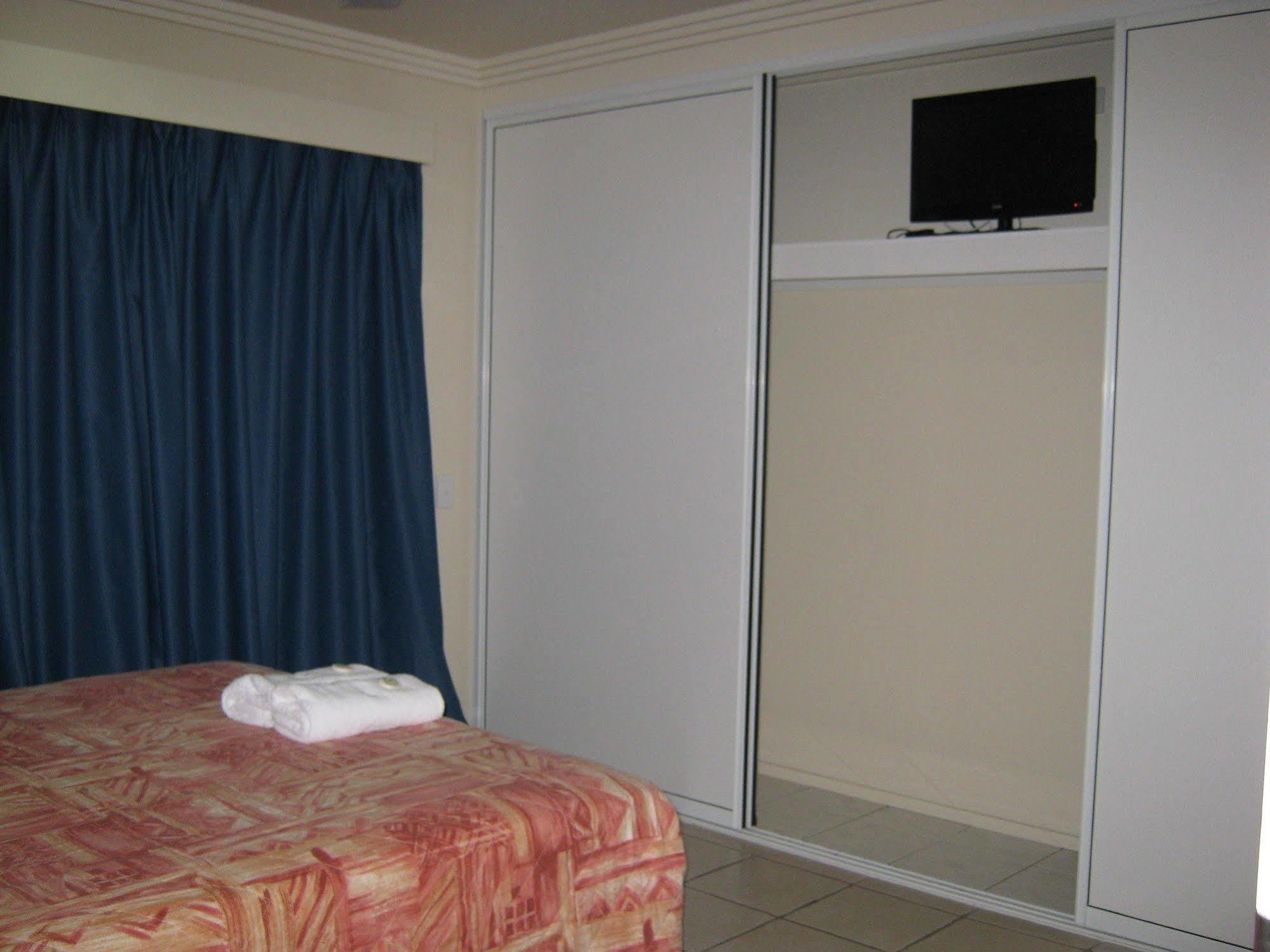 Emu Park Motel Dış mekan fotoğraf